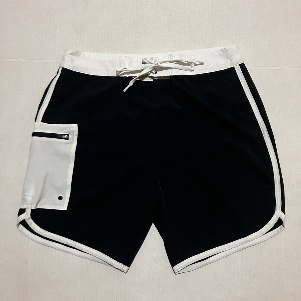 Zyia Active Reef Block Shorts Mens Size Small Navy Blue with White Accents Beach